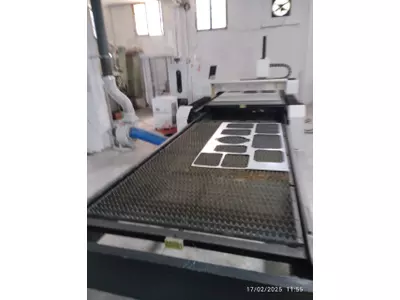 laser cutting machine 1500x3000 mm